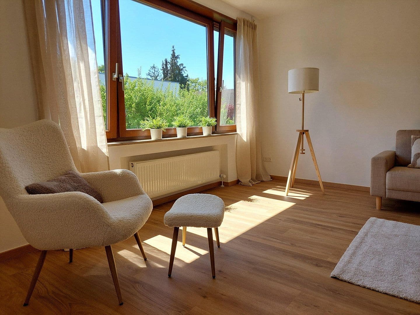 Predaj bytu 4-izbový 93 m², Leonberg, Bádensko-Wurttembersko Predaj bytu 4-izbový 93 m², Leonberg, Bádensko-Wurttembersko