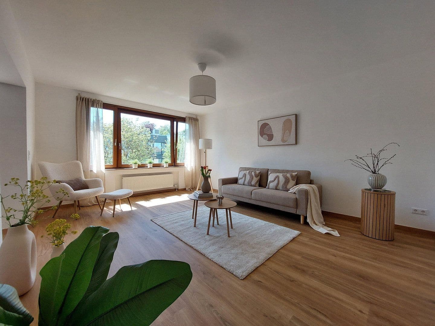 Predaj bytu 4-izbový 93 m², Leonberg, Bádensko-Wurttembersko Predaj bytu 4-izbový 93 m², Leonberg, Bádensko-Wurttembersko