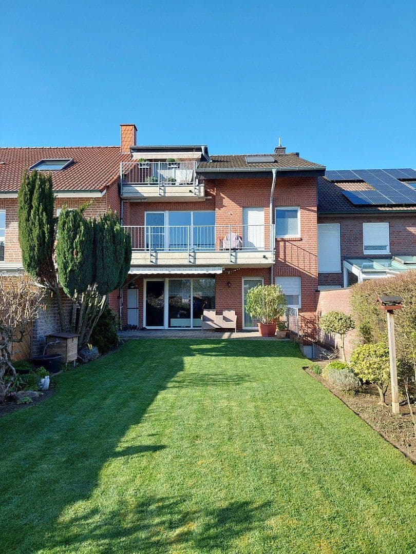 Prenájom bytu 3-izbový 84 m², Fontanestr. 91, Bocholt, Severné Porýnie - Westfálsko Prenájom bytu 3-izbový 84 m², Fontanestr. 91, Bocholt, Severné Porýnie - Westfálsko