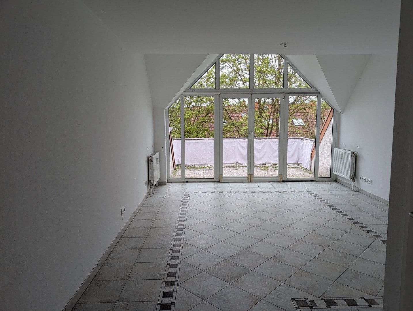 Predaj bytu 4-izbový 93 m², Bad Homburg vor der Höhe, Hesensko Predaj bytu 4-izbový 93 m², Bad Homburg vor der Höhe, Hesensko