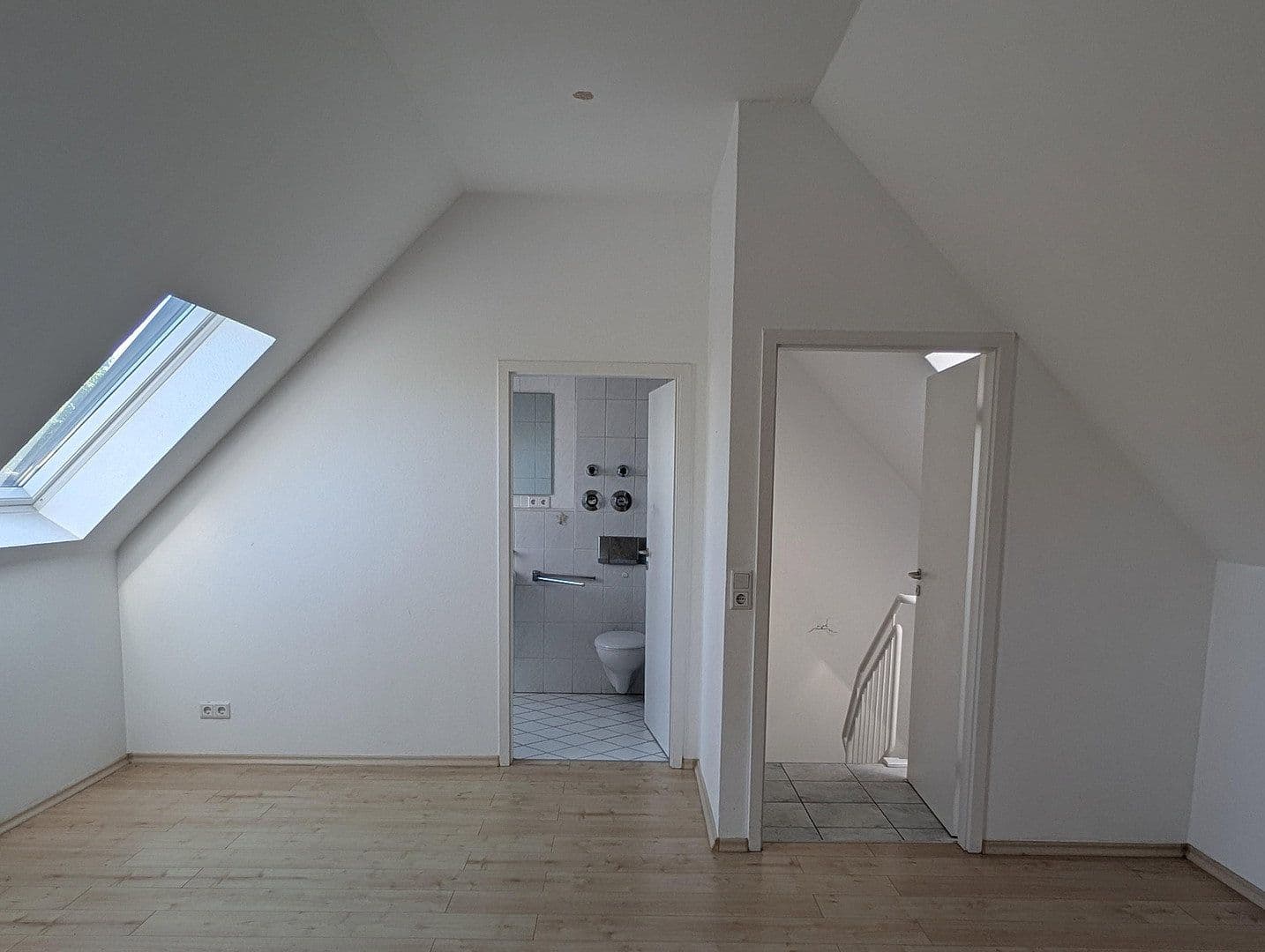 Predaj bytu 4-izbový 93 m², Bad Homburg vor der Höhe, Hesensko Predaj bytu 4-izbový 93 m², Bad Homburg vor der Höhe, Hesensko