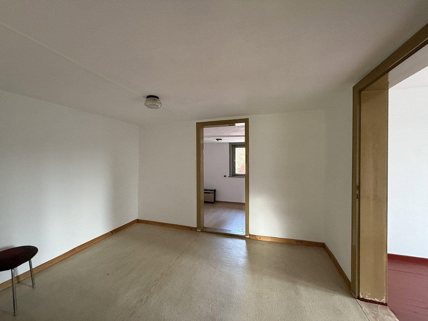 Predaj domu 200 m², pozemek 1.542 m², Einbeck, Dolné Sasko Predaj domu 200 m², pozemek 1.542 m², Einbeck, Dolné Sasko