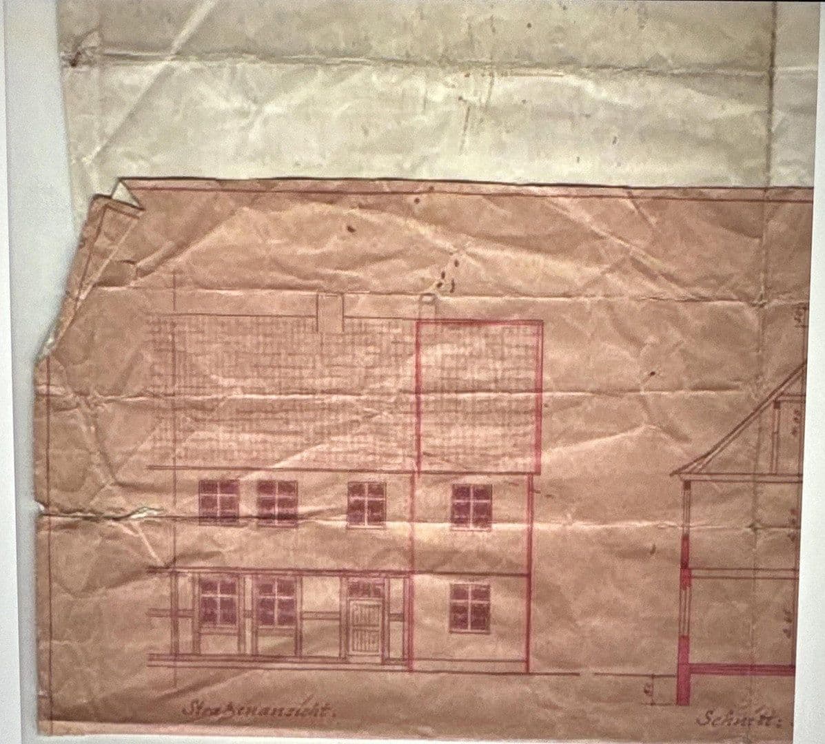 Predaj domu 200 m², pozemek 1.542 m², Einbeck, Dolné Sasko Predaj domu 200 m², pozemek 1.542 m², Einbeck, Dolné Sasko