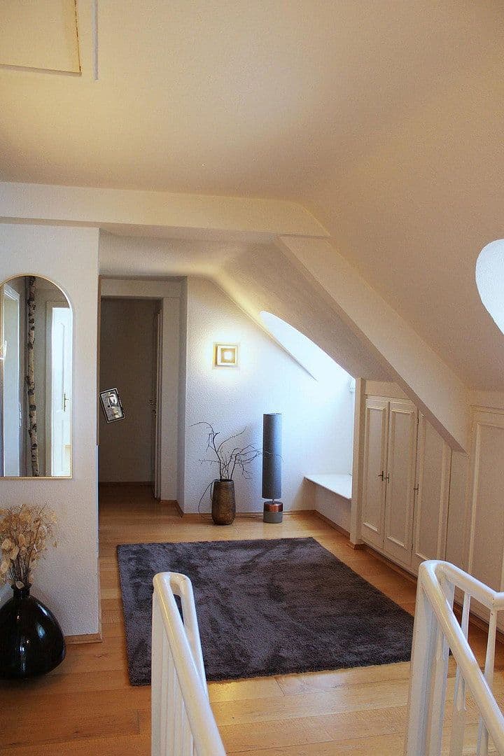 Prenájom bytu 140 m², Bad Boll, Bádensko-Wurttembersko Prenájom bytu 140 m², Bad Boll, Bádensko-Wurttembersko