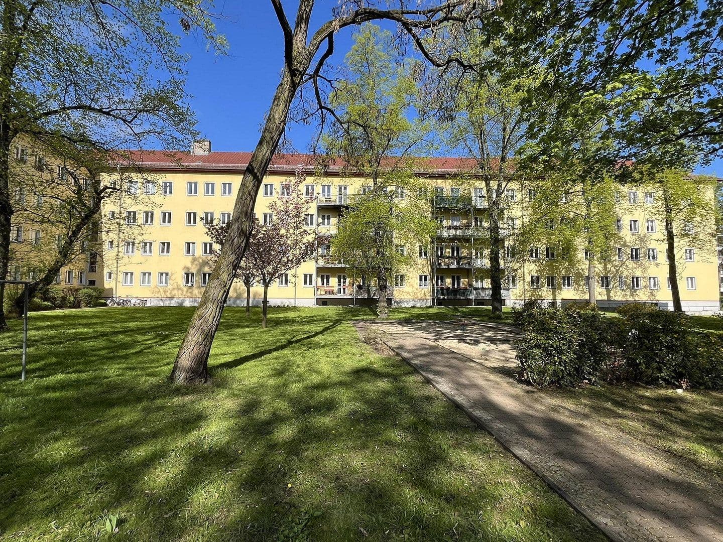 Predaj bytu 2-izbový 44 m², Sültstraße 50, Berlin, Berlín Predaj bytu 2-izbový 44 m², Sültstraße 50, Berlin, Berlín