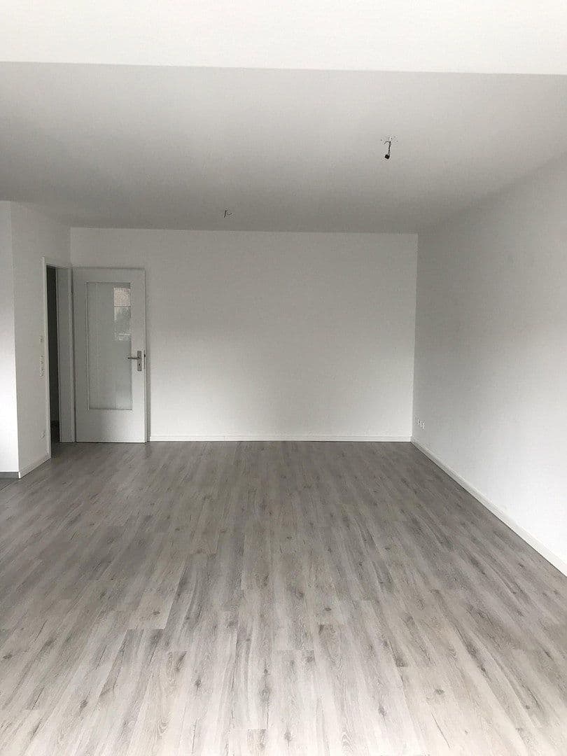 Prenájom bytu 3-izbový 88 m², Tostedt, Dolné Sasko Prenájom bytu 3-izbový 88 m², Tostedt, Dolné Sasko