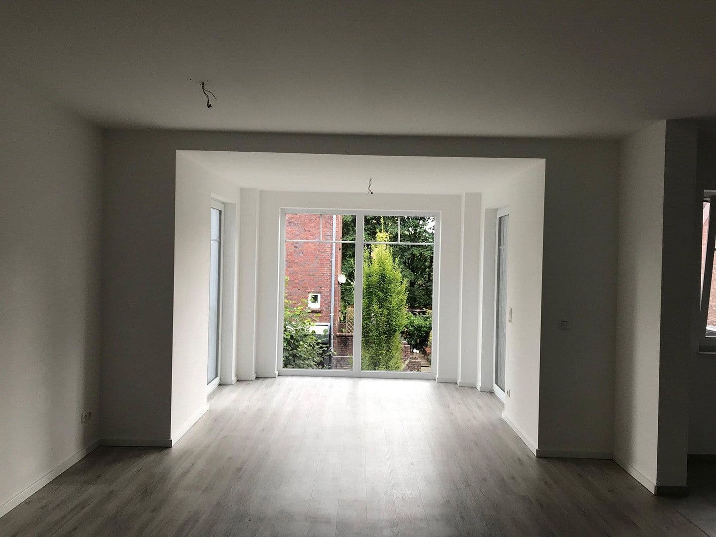 Prenájom bytu 3-izbový 88 m², Tostedt, Dolné Sasko Prenájom bytu 3-izbový 88 m², Tostedt, Dolné Sasko