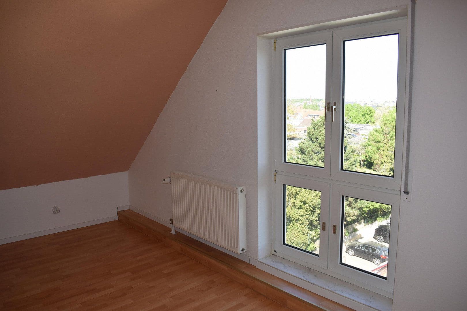 Predaj bytu 3-izbový 82 m², Ringstr. 38-44, Bad Nauheim, Hesensko Predaj bytu 3-izbový 82 m², Ringstr. 38-44, Bad Nauheim, Hesensko