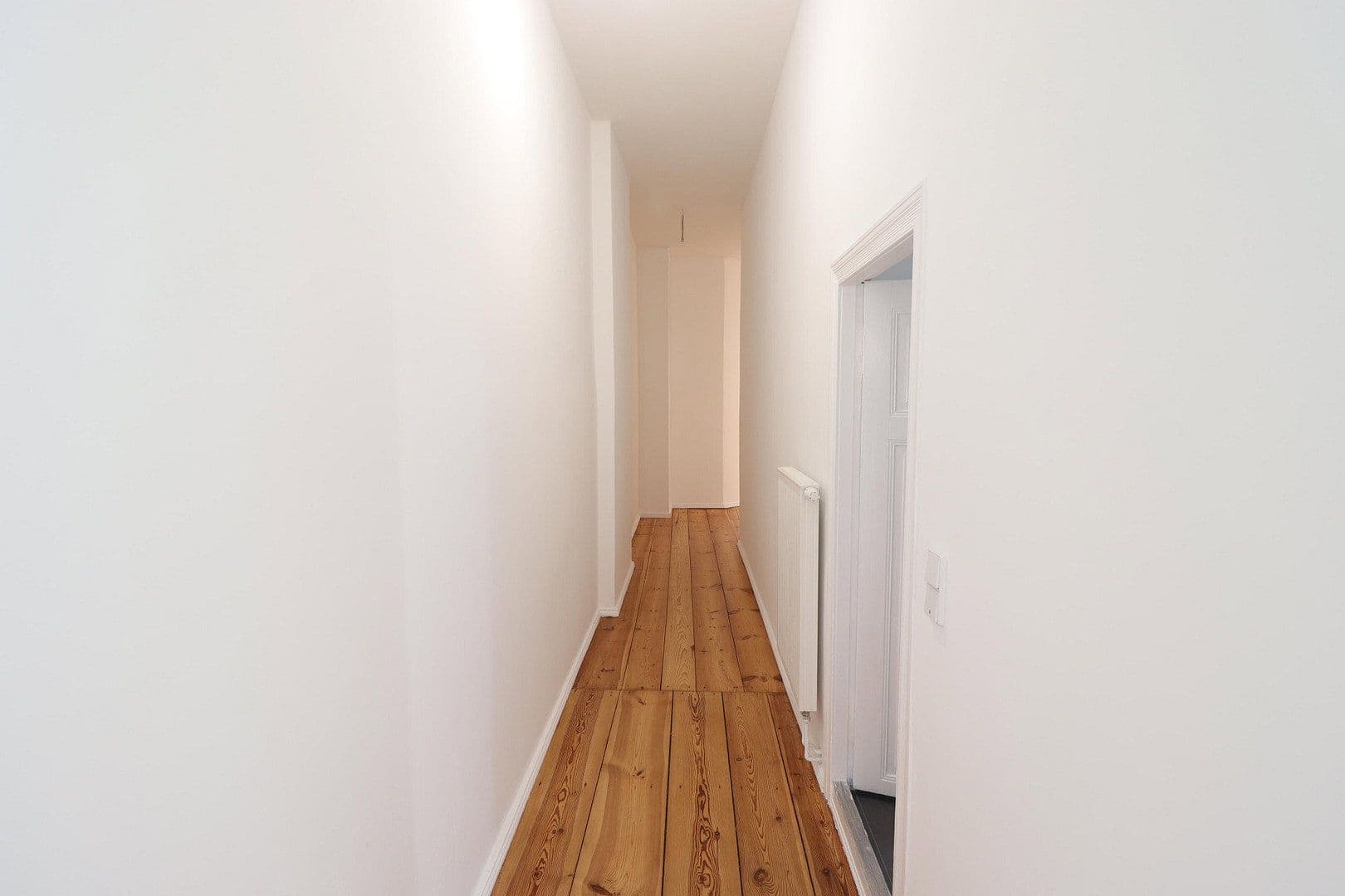 Prenájom bytu 2-izbový 76 m², Antwerpener Str. 00, Berlin, Berlín Prenájom bytu 2-izbový 76 m², Antwerpener Str. 00, Berlin, Berlín