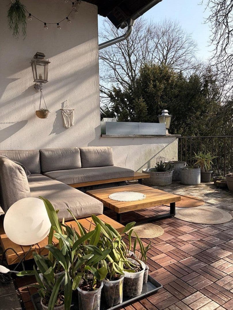 Prenájom bytu 4-izbový 130 m², Beckershoffstraße 24, Mettmann, Severné Porýnie - Westfálsko Prenájom bytu 4-izbový 130 m², Beckershoffstraße 24, Mettmann, Severné Porýnie - Westfálsko
