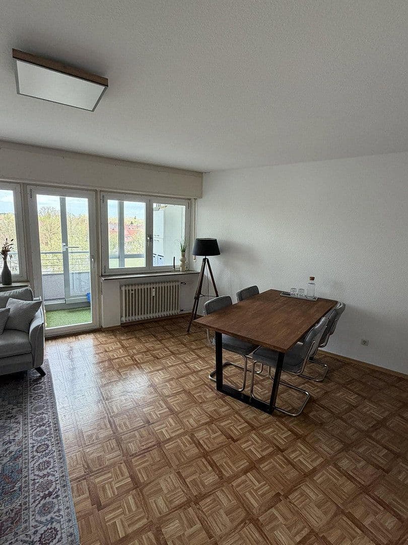 Prenájom bytu 2-izbový 61 m², Auer Str. 34, Karlsruhe, Bádensko-Wurttembersko Prenájom bytu 2-izbový 61 m², Auer Str. 34, Karlsruhe, Bádensko-Wurttembersko