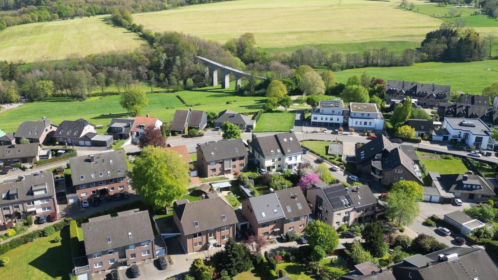 Predaj domu 235 m², pozemek 394 m², Aachen, Severné Porýnie - Westfálsko Predaj domu 235 m², pozemek 394 m², Aachen, Severné Porýnie - Westfálsko