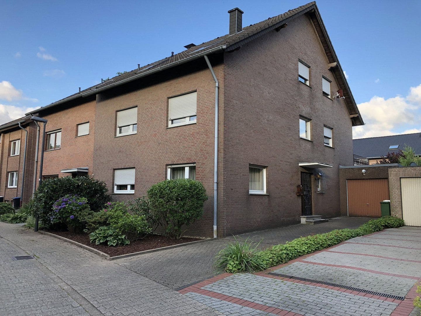 Predaj domu 235 m², pozemek 394 m², Aachen, Severné Porýnie - Westfálsko Predaj domu 235 m², pozemek 394 m², Aachen, Severné Porýnie - Westfálsko