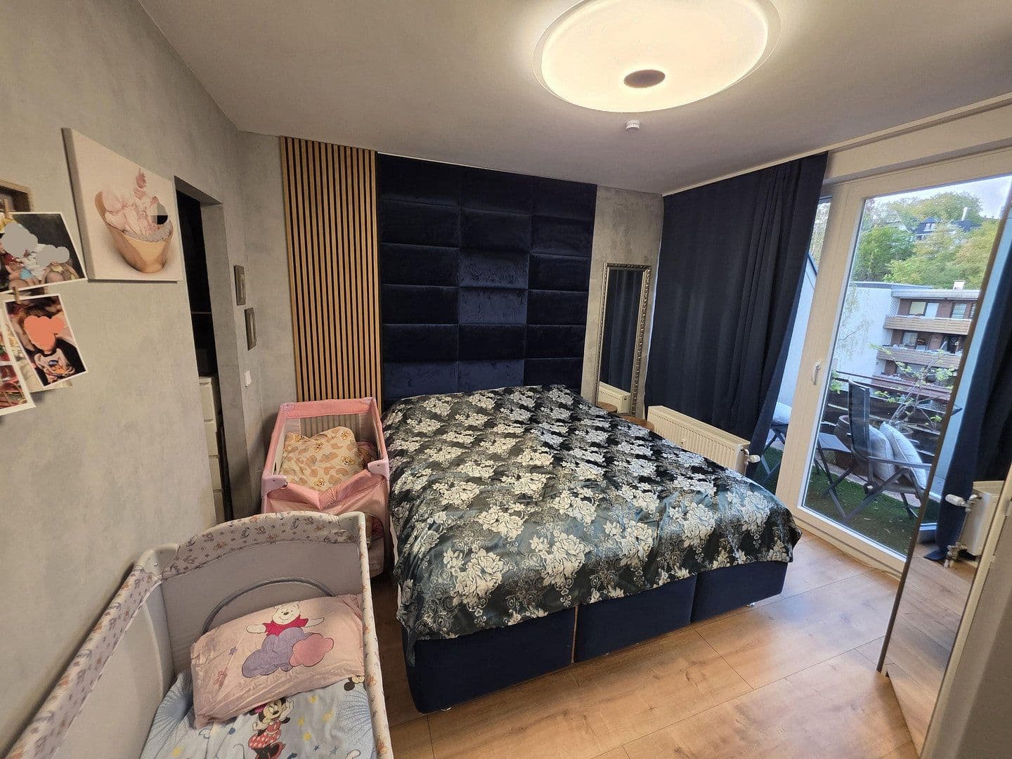 Prenájom bytu 3-izbový 93 m², Josef-Neuberger-Straße 26, Düsseldorf, Severné Porýnie - Westfálsko Prenájom bytu 3-izbový 93 m², Josef-Neuberger-Straße 26, Düsseldorf, Severné Porýnie - Westfálsko