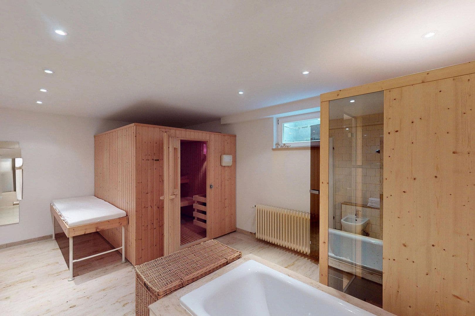 Predaj domu 240 m², pozemek 1.013 m², Großheubach, Bavorsko Predaj domu 240 m², pozemek 1.013 m², Großheubach, Bavorsko