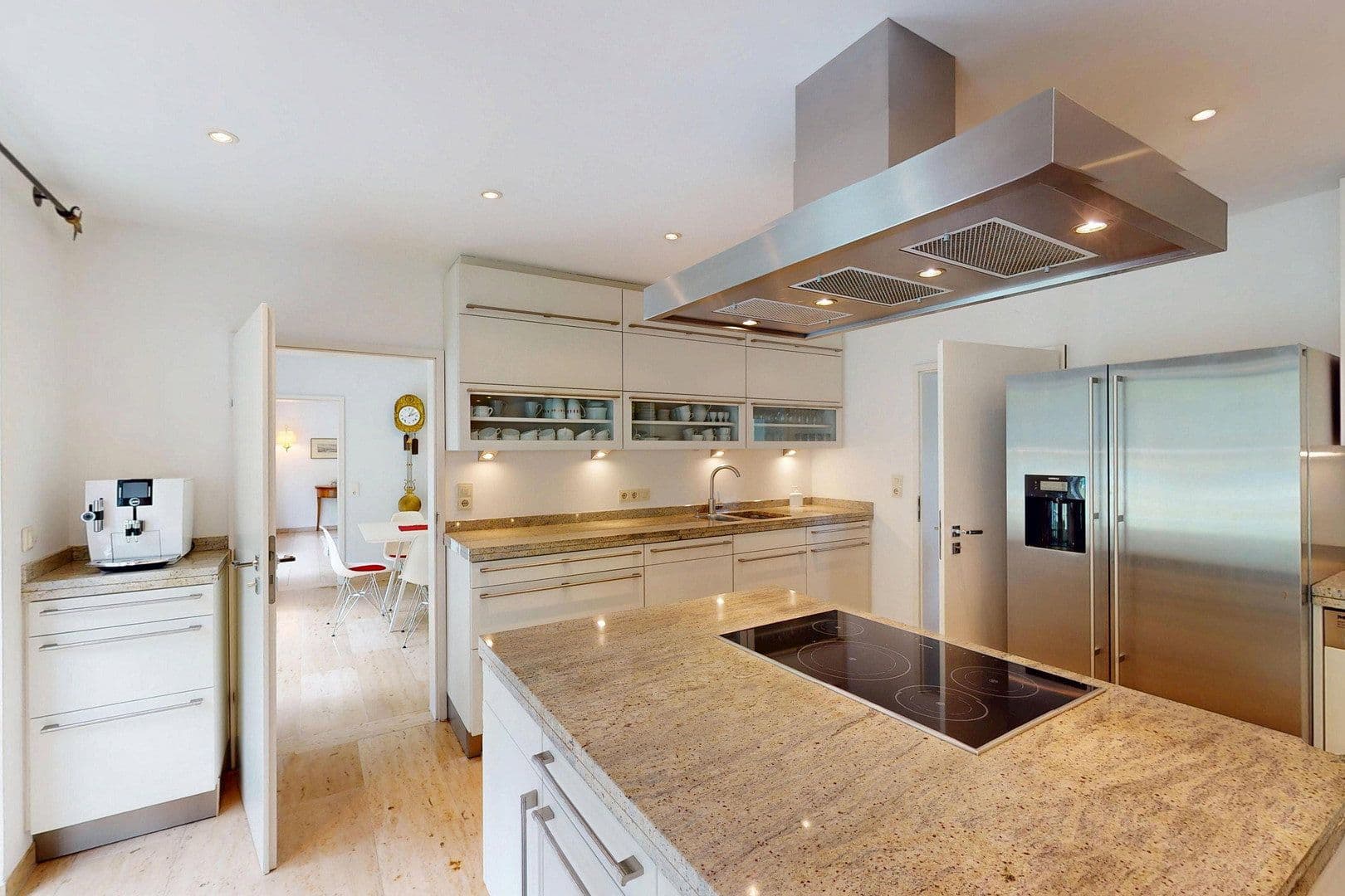 Predaj domu 240 m², pozemek 1.013 m², Großheubach, Bavorsko Predaj domu 240 m², pozemek 1.013 m², Großheubach, Bavorsko