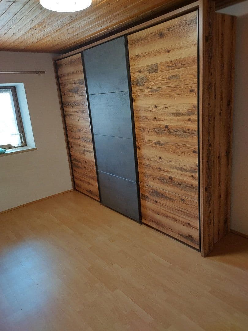Prenájom bytu 2-izbový 39 m², Höslwang, Bavorsko Prenájom bytu 2-izbový 39 m², Höslwang, Bavorsko