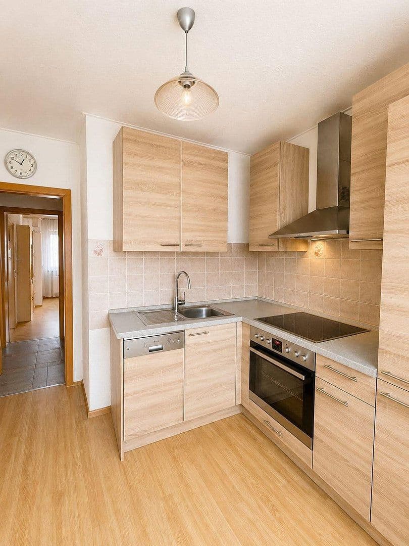 Prenájom bytu 4-izbový 93 m², Nassau, Porýnie-Falcko Prenájom bytu 4-izbový 93 m², Nassau, Porýnie-Falcko