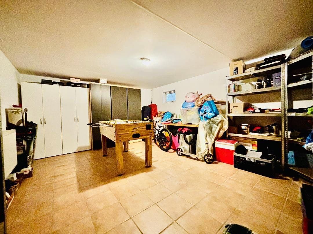Predaj domu 120 m², pozemek 165 m², Grünberger Str., Nürnberg, Bavorsko Predaj domu 120 m², pozemek 165 m², Grünberger Str., Nürnberg, Bavorsko