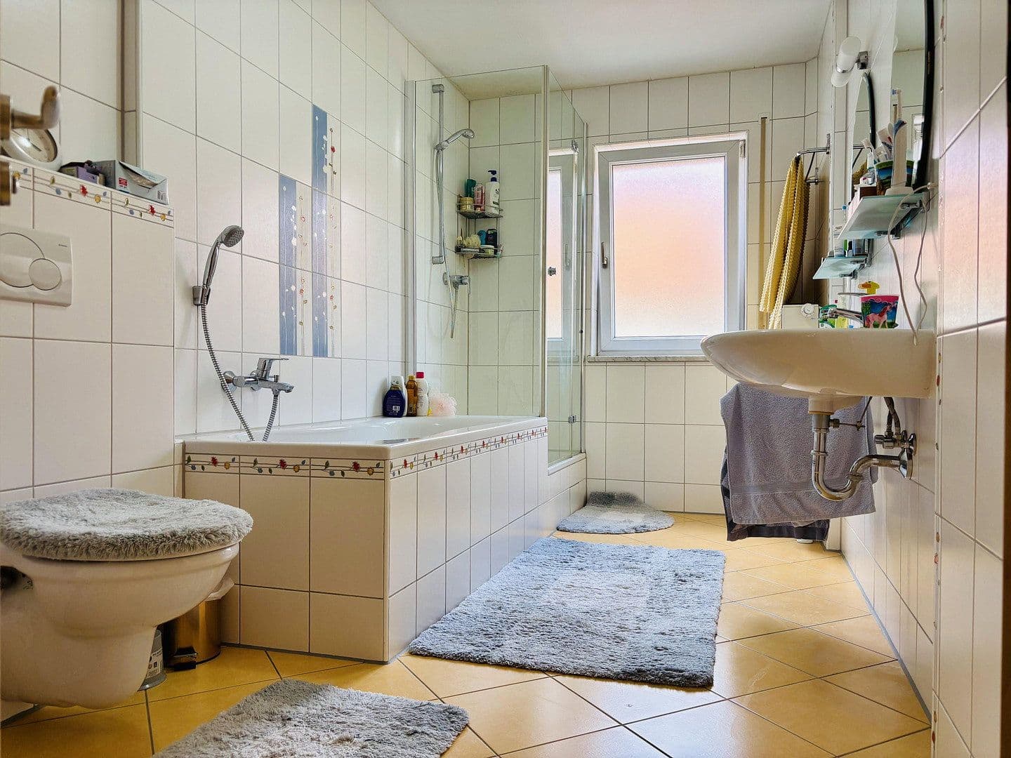 Predaj domu 120 m², pozemek 165 m², Grünberger Str., Nürnberg, Bavorsko Predaj domu 120 m², pozemek 165 m², Grünberger Str., Nürnberg, Bavorsko