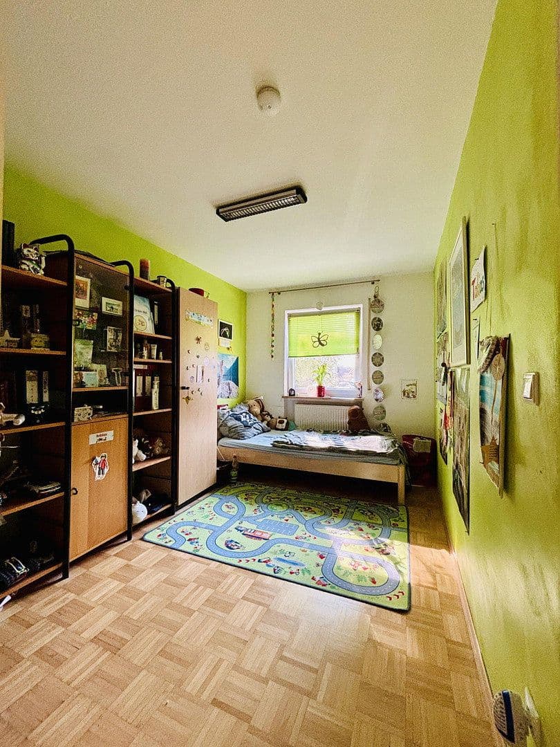 Predaj domu 120 m², pozemek 165 m², Grünberger Str., Nürnberg, Bavorsko Predaj domu 120 m², pozemek 165 m², Grünberger Str., Nürnberg, Bavorsko