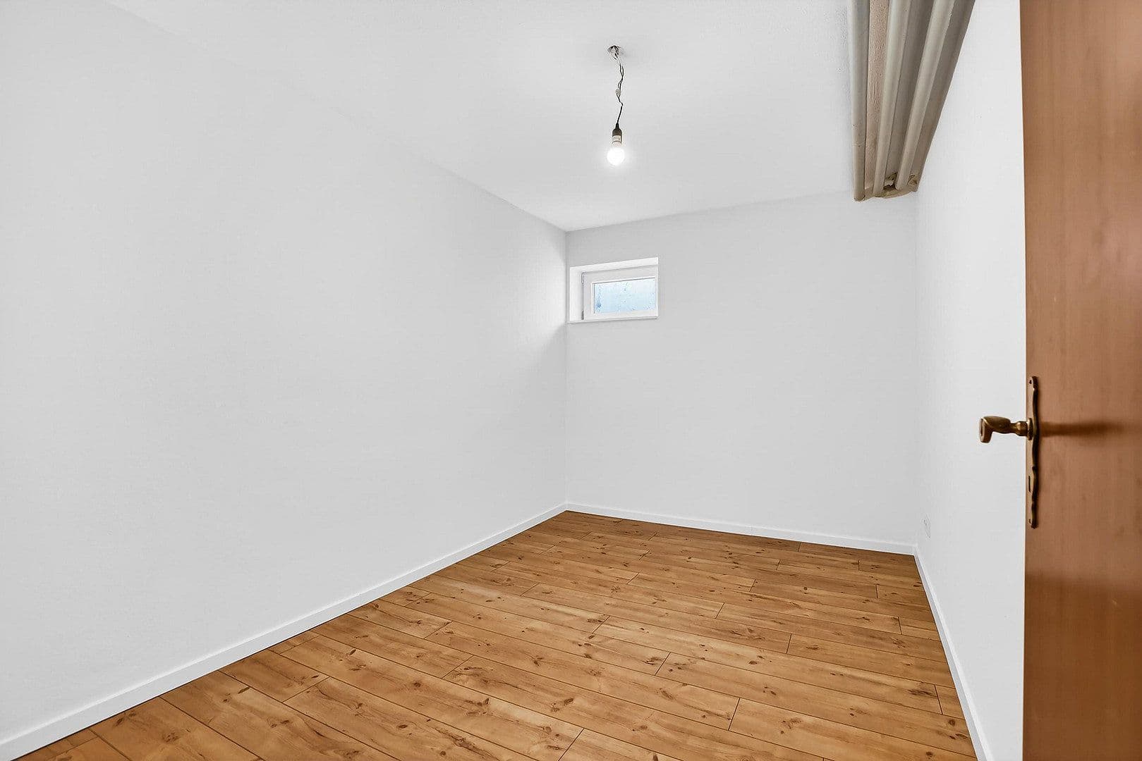 Predaj domu 128 m², pozemek 512 m², Maria-Eich-Str. 17a, Gräfelfing, Bavorsko Predaj domu 128 m², pozemek 512 m², Maria-Eich-Str. 17a, Gräfelfing, Bavorsko