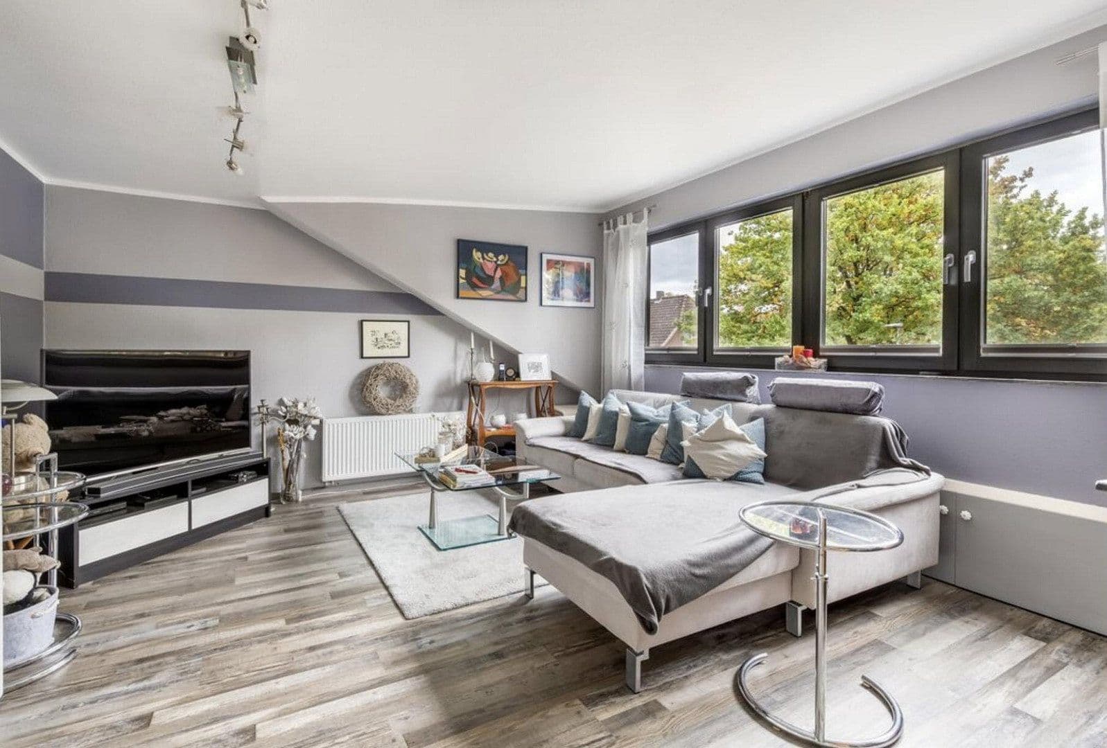 Predaj domu 226 m², pozemek 595 m², Langenhagen, Dolné Sasko Predaj domu 226 m², pozemek 595 m², Langenhagen, Dolné Sasko