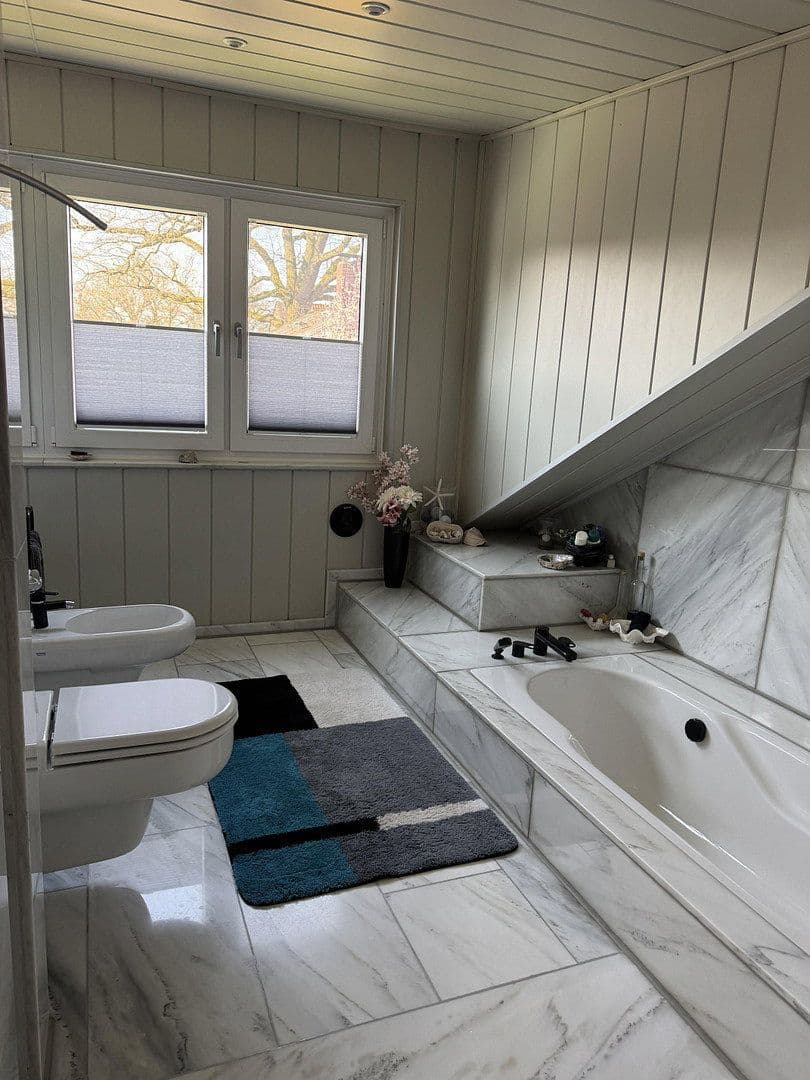 Predaj domu 226 m², pozemek 595 m², Langenhagen, Dolné Sasko Predaj domu 226 m², pozemek 595 m², Langenhagen, Dolné Sasko