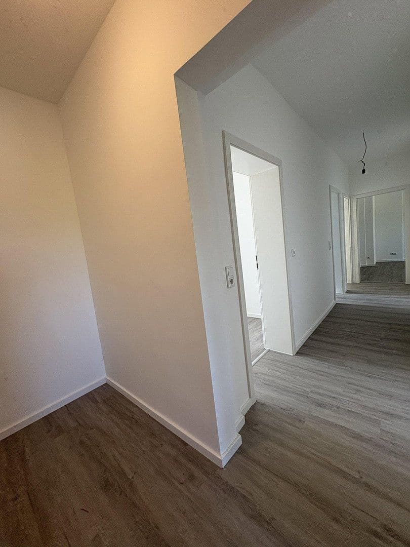Prenájom bytu 5-izbový 132 m², Luxemburger Str. 257, Köln, Severné Porýnie - Westfálsko Prenájom bytu 5-izbový 132 m², Luxemburger Str. 257, Köln, Severné Porýnie - Westfálsko
