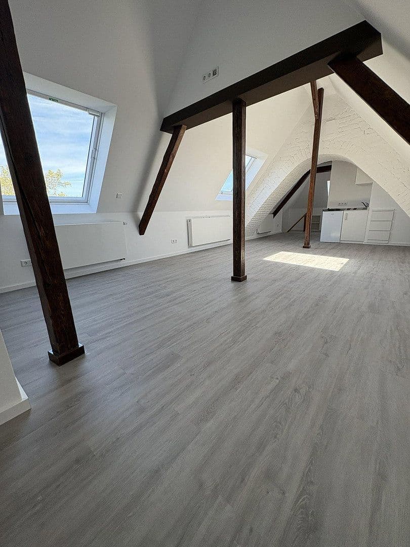 Prenájom bytu 5-izbový 132 m², Luxemburger Str. 257, Köln, Severné Porýnie - Westfálsko Prenájom bytu 5-izbový 132 m², Luxemburger Str. 257, Köln, Severné Porýnie - Westfálsko