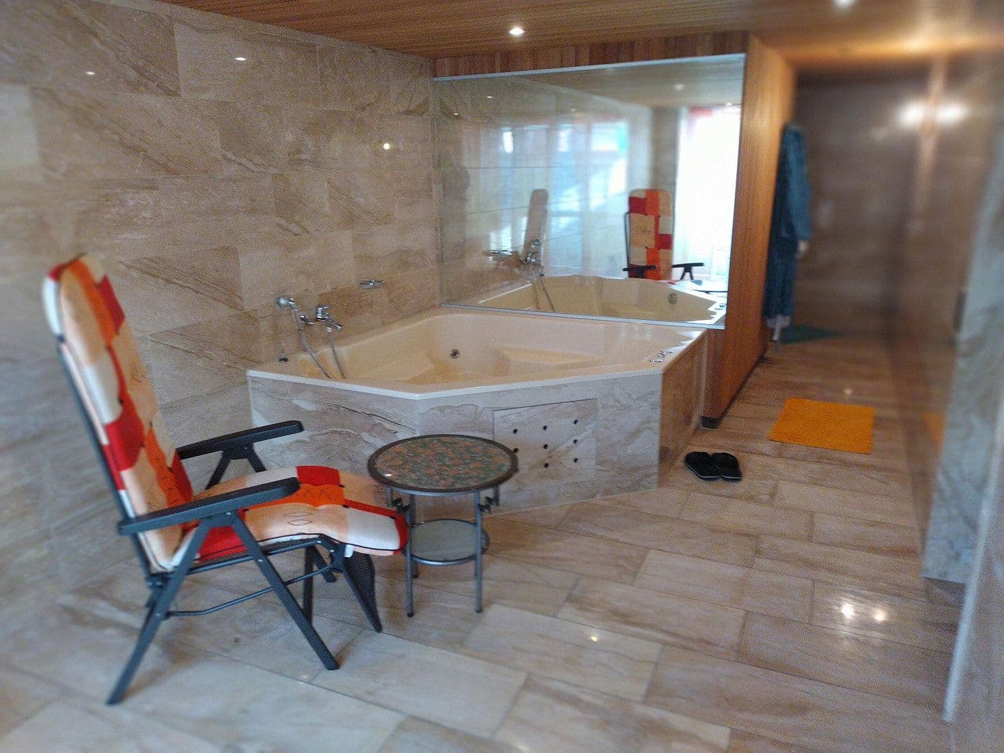 Predaj domu 368 m², pozemek 1.402 m², Hohlweg 8, Nettetal, Severné Porýnie - Westfálsko Predaj domu 368 m², pozemek 1.402 m², Hohlweg 8, Nettetal, Severné Porýnie - Westfálsko