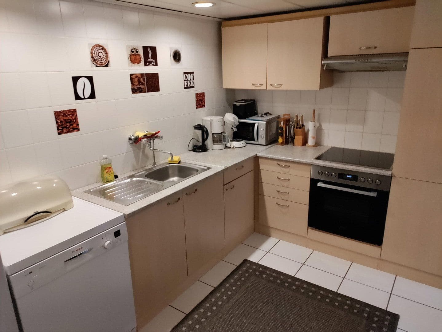 Predaj domu 368 m², pozemek 1.402 m², Hohlweg 8, Nettetal, Severné Porýnie - Westfálsko Predaj domu 368 m², pozemek 1.402 m², Hohlweg 8, Nettetal, Severné Porýnie - Westfálsko