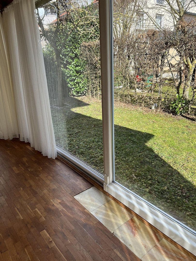 Predaj domu 232 m², pozemek 321 m², Bindweidring 1, Karben, Hesensko Predaj domu 232 m², pozemek 321 m², Bindweidring 1, Karben, Hesensko