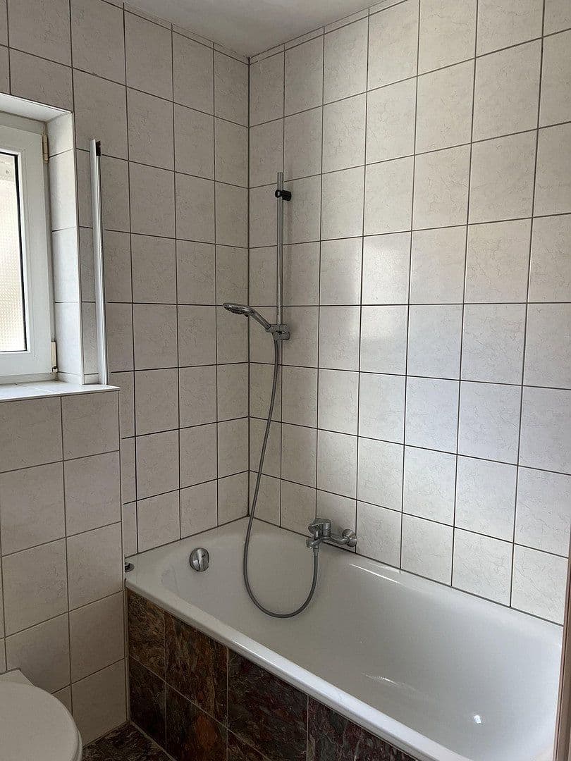 Predaj domu 232 m², pozemek 321 m², Bindweidring 1, Karben, Hesensko Predaj domu 232 m², pozemek 321 m², Bindweidring 1, Karben, Hesensko