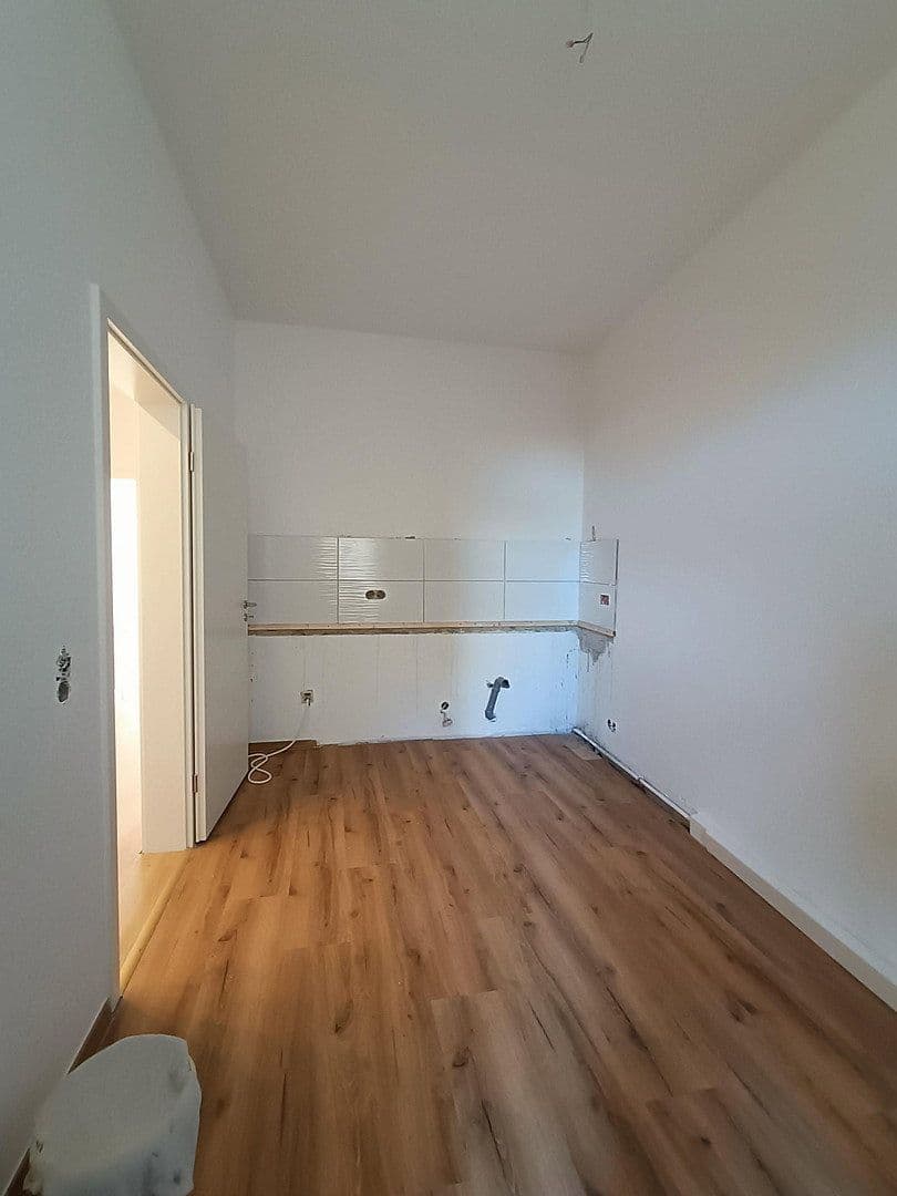 Prenájom bytu 3-izbový 80 m², Wilhelmstraße 37a, Lüdenscheid, Severné Porýnie - Westfálsko Prenájom bytu 3-izbový 80 m², Wilhelmstraße 37a, Lüdenscheid, Severné Porýnie - Westfálsko