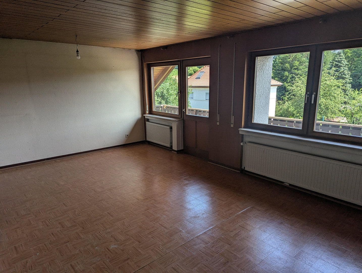 Predaj domu 195 m², pozemek 1.733 m², Heusweiler, Sársko Predaj domu 195 m², pozemek 1.733 m², Heusweiler, Sársko