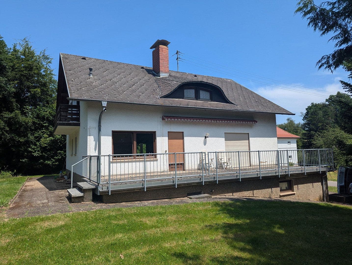 Predaj domu 195 m², pozemek 1.733 m², Heusweiler, Sársko Predaj domu 195 m², pozemek 1.733 m², Heusweiler, Sársko