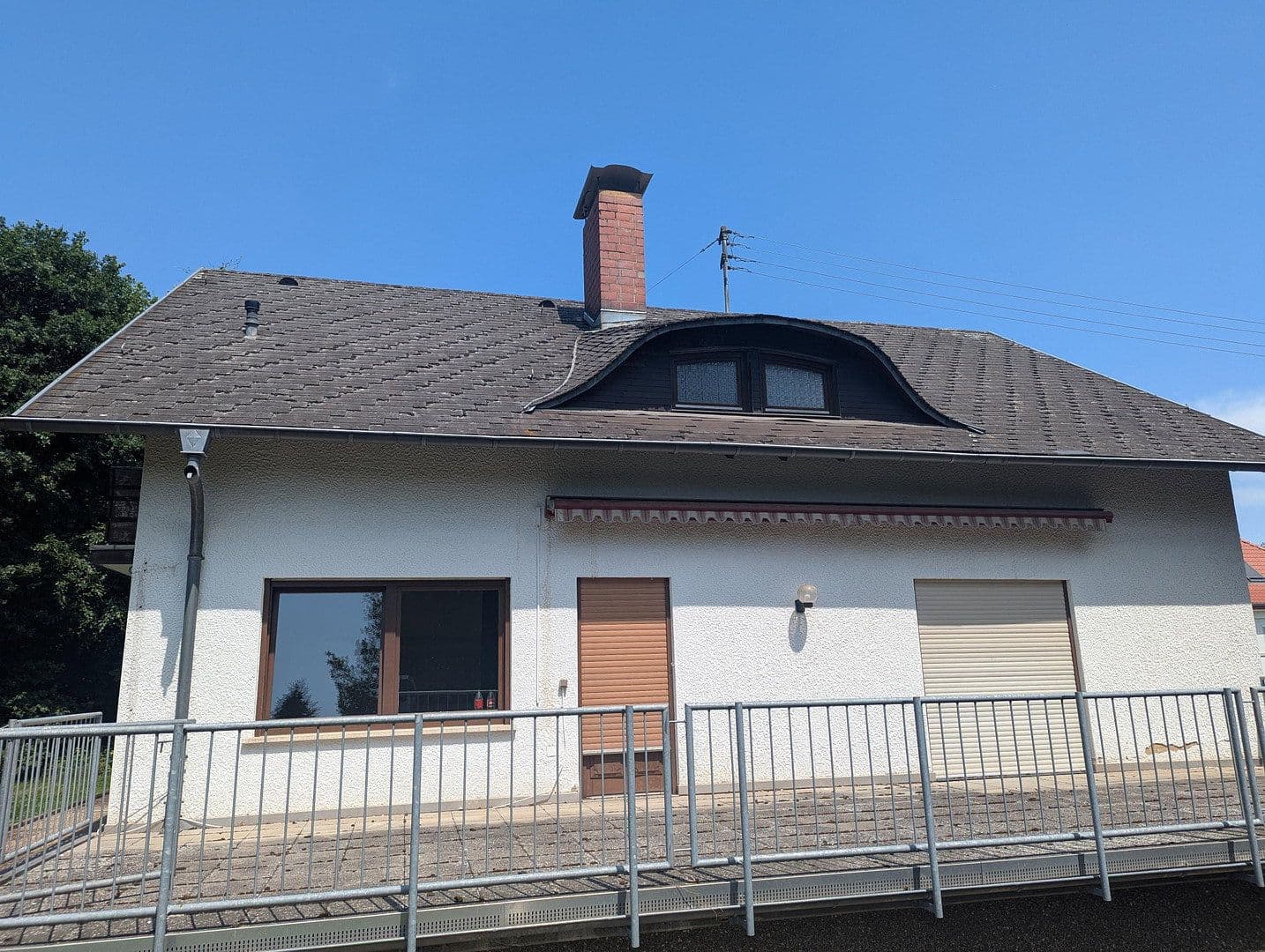 Predaj domu 195 m², pozemek 1.733 m², Heusweiler, Sársko Predaj domu 195 m², pozemek 1.733 m², Heusweiler, Sársko