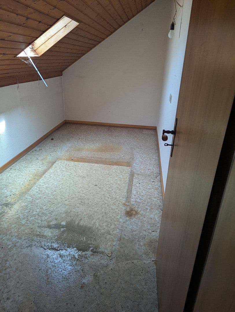 Predaj domu 195 m², pozemek 1.733 m², Heusweiler, Sársko Predaj domu 195 m², pozemek 1.733 m², Heusweiler, Sársko
