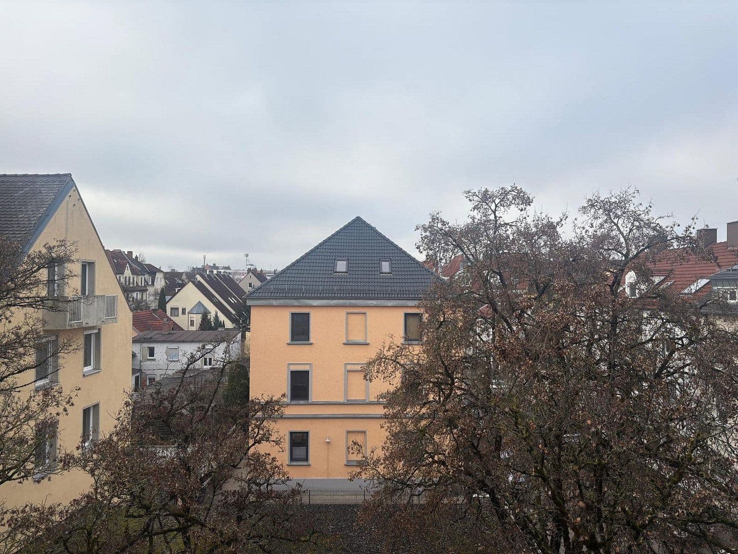 Prenájom bytu 1-izbový 43 m², Augsburg, Bavorsko Prenájom bytu 1-izbový 43 m², Augsburg, Bavorsko