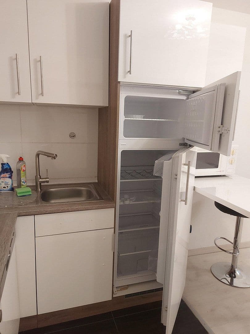 Prenájom bytu 2-izbový 50 m², Kelsterbach, Hesensko Prenájom bytu 2-izbový 50 m², Kelsterbach, Hesensko