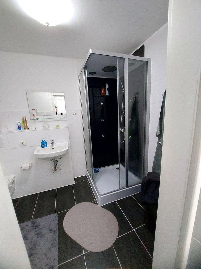Prenájom bytu 2-izbový 50 m², Kelsterbach, Hesensko Prenájom bytu 2-izbový 50 m², Kelsterbach, Hesensko