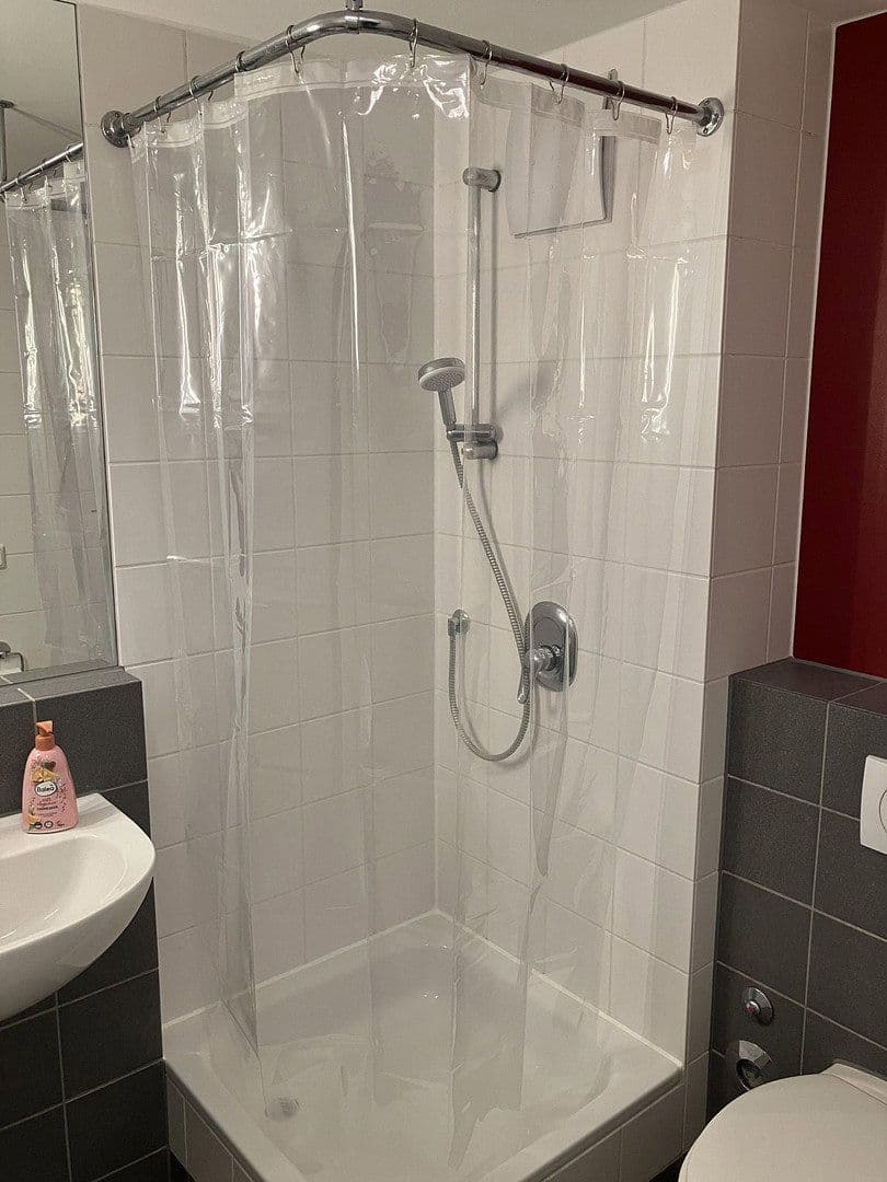Prenájom bytu 3-izbový 48 m², Steckfeldstr. 3, Stuttgart, Bádensko-Wurttembersko Prenájom bytu 3-izbový 48 m², Steckfeldstr. 3, Stuttgart, Bádensko-Wurttembersko