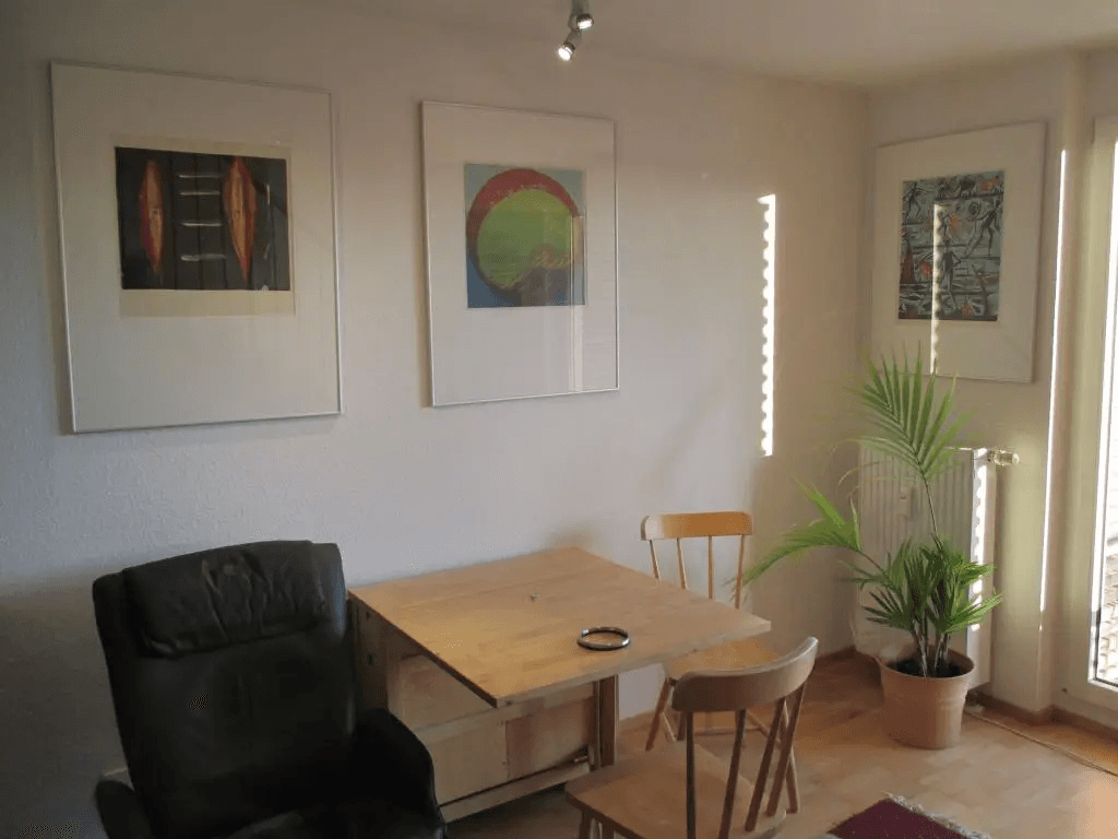 Prenájom bytu 3-izbový 48 m², Steckfeldstr. 3, Stuttgart, Bádensko-Wurttembersko Prenájom bytu 3-izbový 48 m², Steckfeldstr. 3, Stuttgart, Bádensko-Wurttembersko