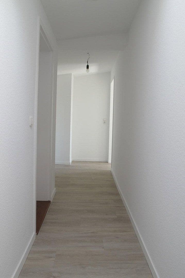 Prenájom bytu 3-izbový 70 m², Kiel, Šlezvicko-Holštajnsko Prenájom bytu 3-izbový 70 m², Kiel, Šlezvicko-Holštajnsko