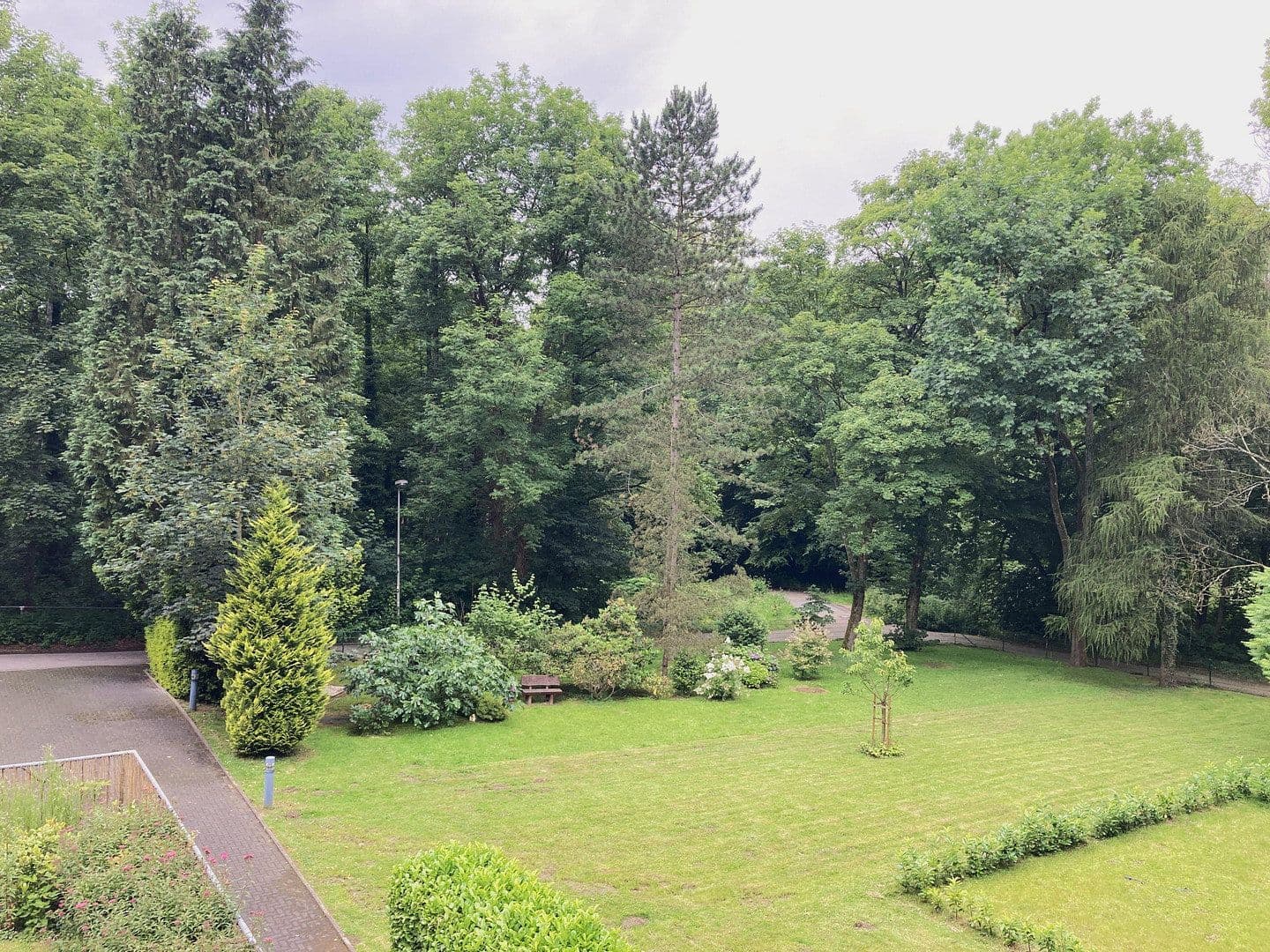 Prenájom bytu 3-izbový 106 m², Wiedenhof 1, Haan, Severné Porýnie - Westfálsko Prenájom bytu 3-izbový 106 m², Wiedenhof 1, Haan, Severné Porýnie - Westfálsko