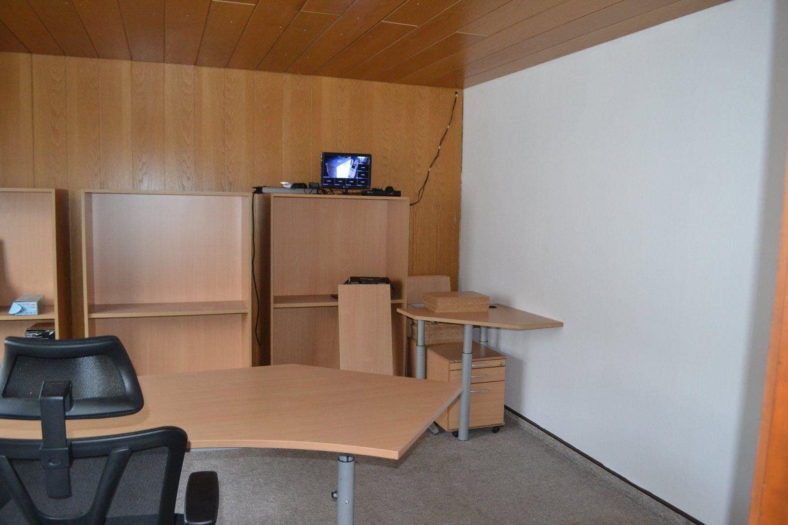 Prenájom nebytového priestoru 850 m², Langemarckstr. 24, Essen, Severné Porýnie - Westfálsko Prenájom nebytového priestoru 850 m², Langemarckstr. 24, Essen, Severné Porýnie - Westfálsko