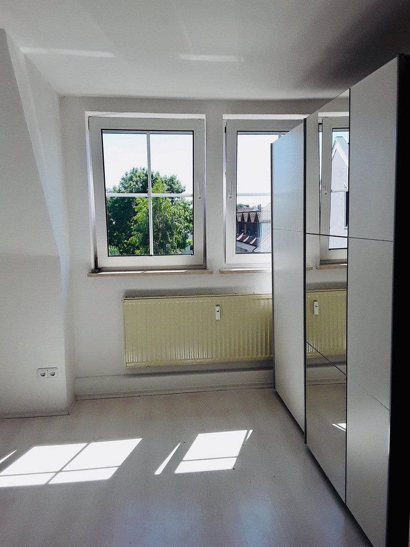 Prenájom bytu 3-izbový 90 m², Bobingen, Bavorsko Prenájom bytu 3-izbový 90 m², Bobingen, Bavorsko