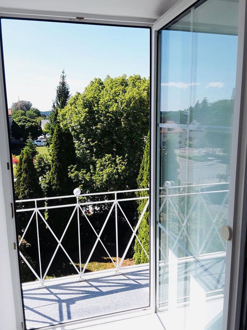 Prenájom bytu 3-izbový 90 m², Bobingen, Bavorsko Prenájom bytu 3-izbový 90 m², Bobingen, Bavorsko