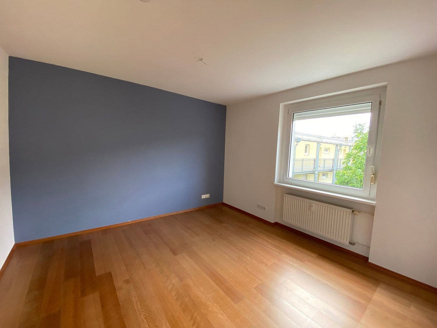 Prenájom bytu 5-izbový 112 m², Oberursel (Taunus), Hesensko Prenájom bytu 5-izbový 112 m², Oberursel (Taunus), Hesensko